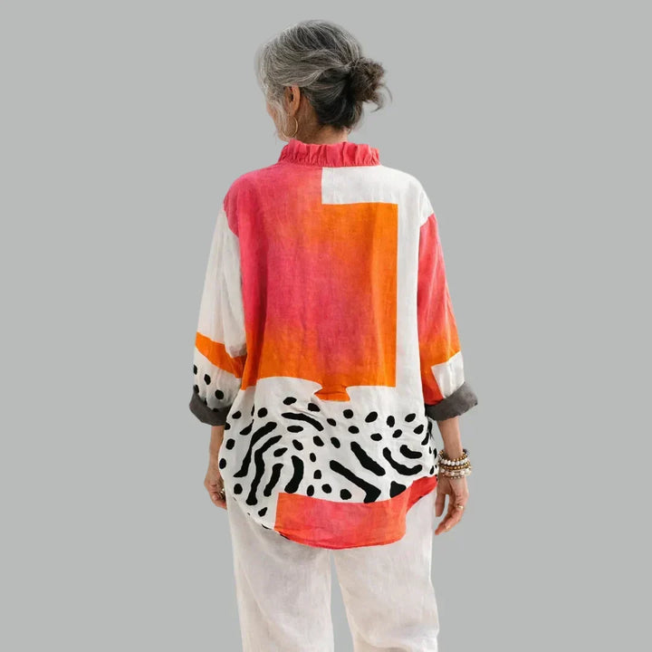 Runa | Avslappet bluse med gjennomgående print.